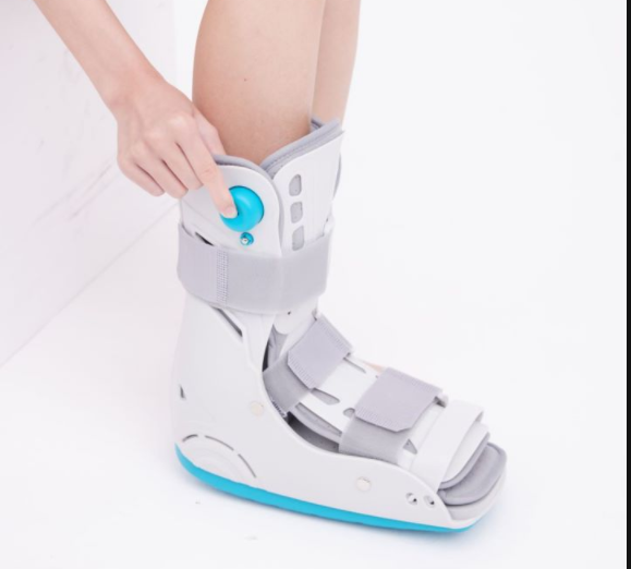 Achilles boots